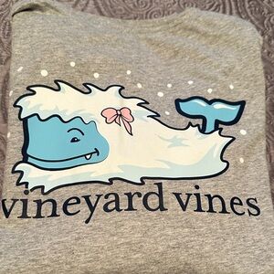 Vineyard Vines Ladies Gray Tee with Yeti Whale